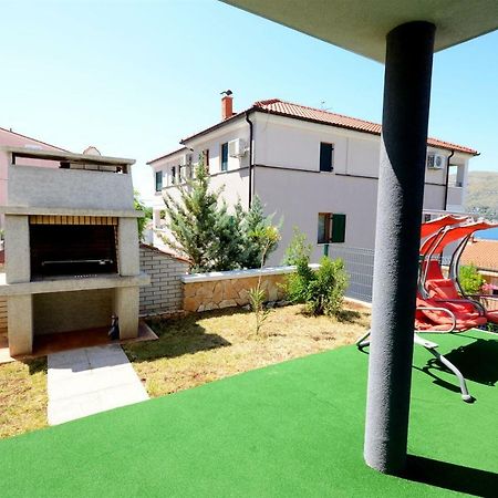Apartments Maja Donji Okrug Exterior foto