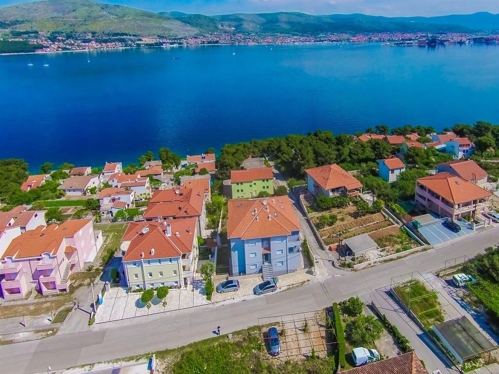 Apartments Maja Donji Okrug Exterior foto